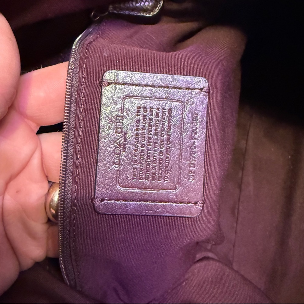 STUNNING β¨ Coach Embossed Leather Tote β Wine/Burgundy with Snake Print Trim β¨β - Picture 14 of 14